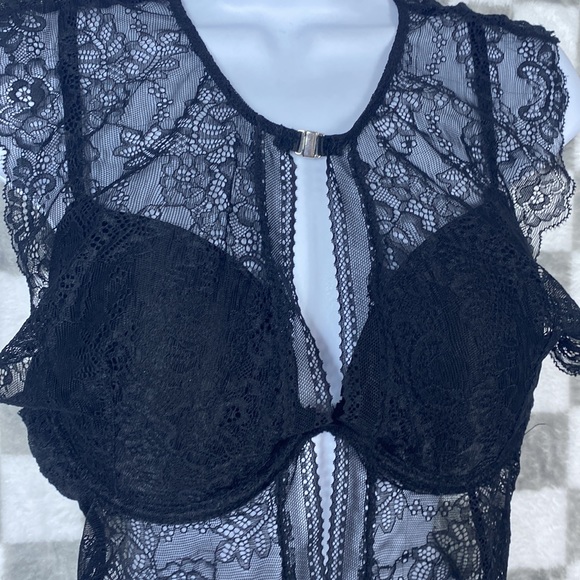 Fashion Nova love lane lace teddy L black snap crotch sheer bodysuit - Picture 2 of 4